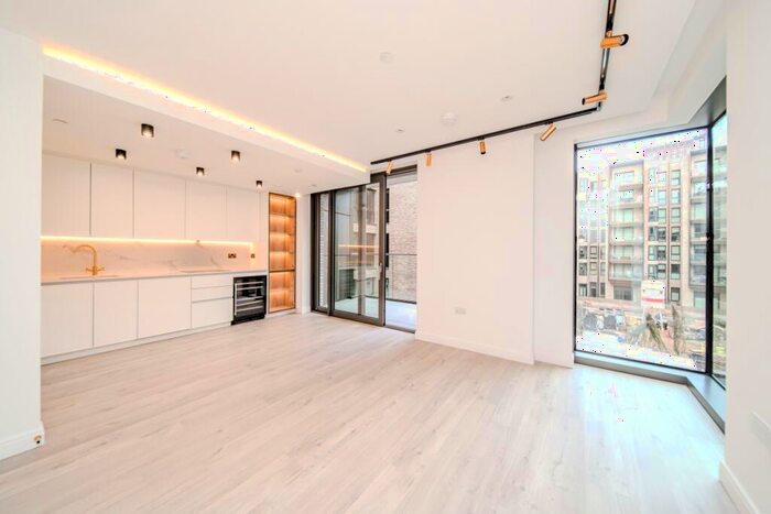 2 Bedroom Apartment To Rent In Siena House, City Road, London, EC1V