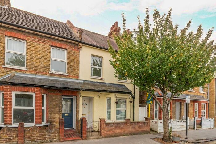 2 Bedroom Semi-Detached House To Rent In Kimberley Road, Croydon, CR0