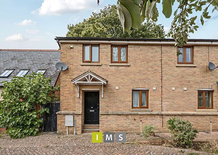 2 Bedroom End Of Terrace House For Sale In Old School Lane, Fritwell, OX27