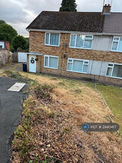 2 Bedroom Flat To Rent In Grange Crescent, Halesowen, B63