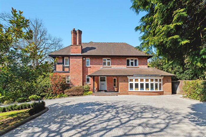 4 Bedroom Detached House For Sale In The Avenue, Branksome Park, Poole, BH13