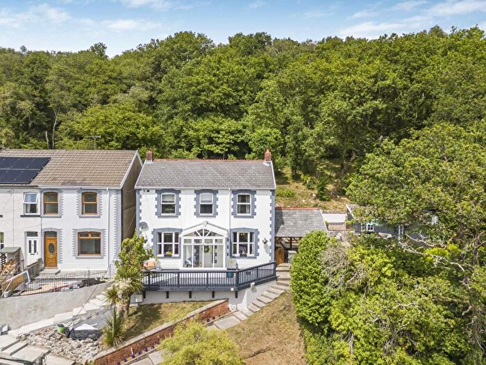 3 Bedroom Detached House For Sale In Pontneathvaughan Road, Glynneath, Neath, SA11