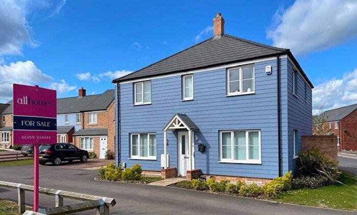 4 Bedroom Detached House For Sale In Double Road, Thurston, IP31