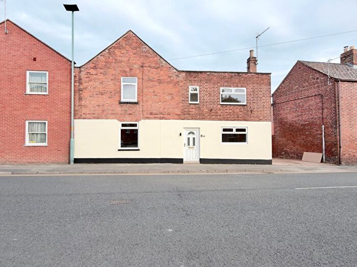 3 Bedroom Semi Detached House For Sale In Oldbury Road, Tewkesbury, GL20