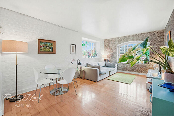 1 Bedroom Flat For Sale In New Crane Place, London, E1W