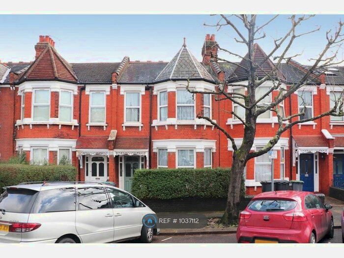 3 Bedroom Terraced House To Rent In Northcott Avenue, London, N22