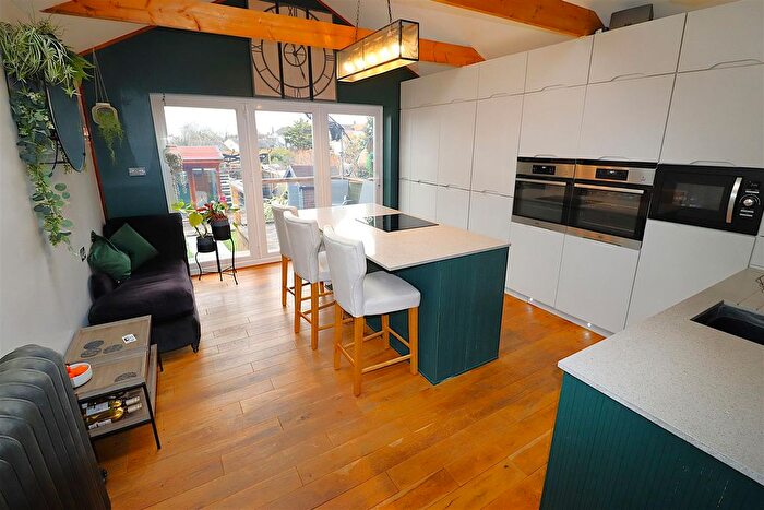 3 Bedroom End Terrace House For Sale In Allington Road, Twydall, ME8