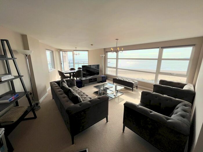 2 Bedroom Flat To Rent In Trawler Road, Maritime Quarter, Swansea, SA1