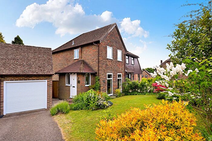 2 Bedroom Semi-detached House For Sale In Bridger Way, Crowborough, TN6