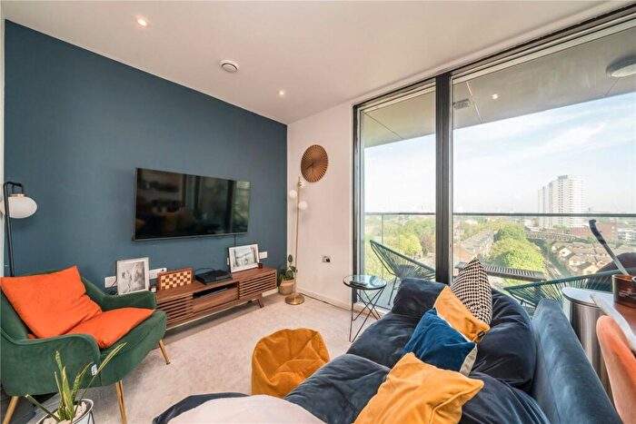 2 Bedroom Flat For Sale In Kitson House, London, E3