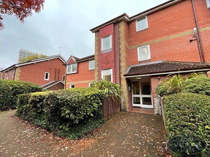 2 Bedroom Flat To Rent In Deneside Court, Newcastle Upon Tyne, NE2