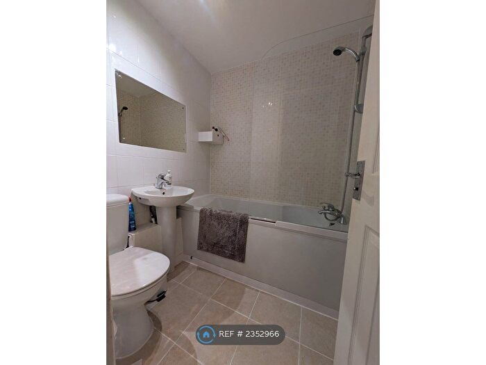 1 Bedroom Flat To Rent In Cheriton Road, Folkestone, CT20