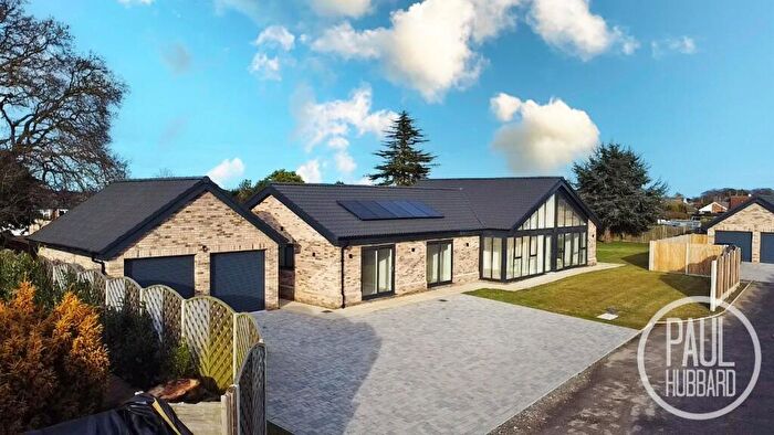 4 Bedroom Detached Bungalow For Sale In Glebe Close, Gunton, NR32