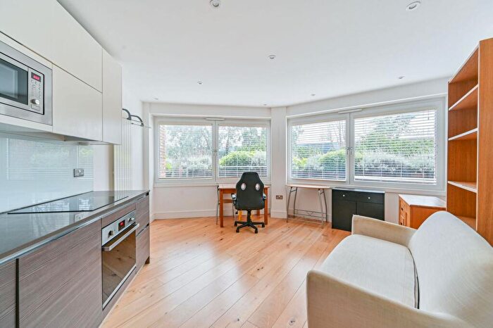 1 Bedroom Flat To Rent In Molesworth Street, Lewisham, London, SE13