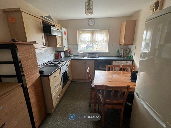 1 Bedroom Flat To Rent In Grange House, London, N15