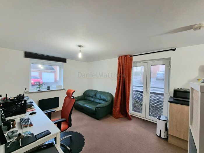 1 Bedroom Flat For Sale In Longacres, Bridgend, Bridgend County., CF31