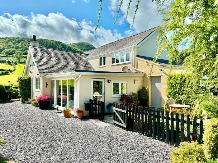 3 Bedroom Detached House For Sale In Llanbedr-Y-Cennin, Conwy, LL32
