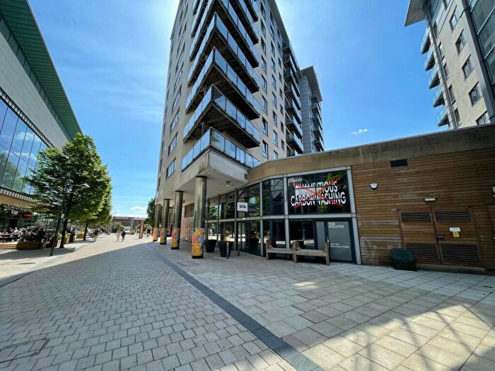 2 Bedroom Flat To Rent In McClintock House, The Boulevard, Leeds, West Yorkshire, LS10