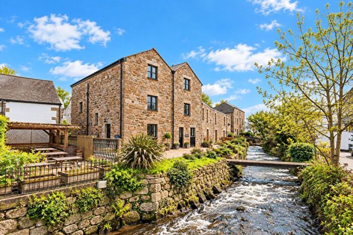 2 Bedroom Flat For Sale In Tolcarne, Penzance, Cornwall, TR18