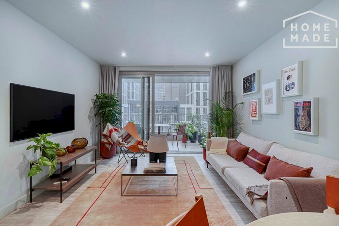 1 Bedroom Flat To Rent In Coppermaker Square, Stratford, E20