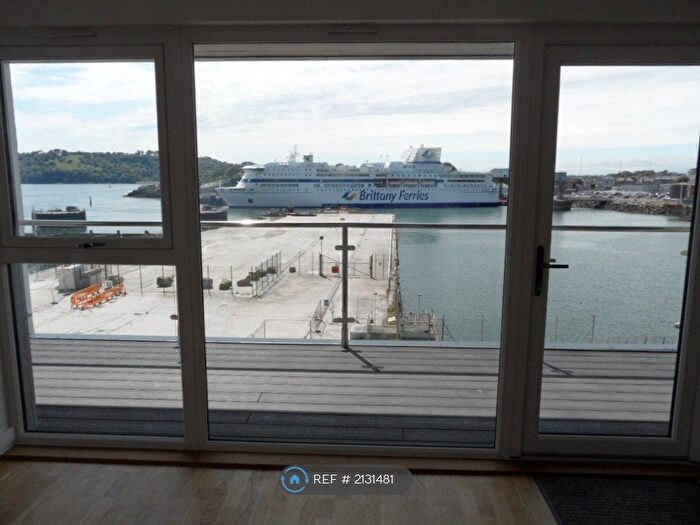 2 Bedroom Flat To Rent In Kingdom Street, Plymouth, PL1