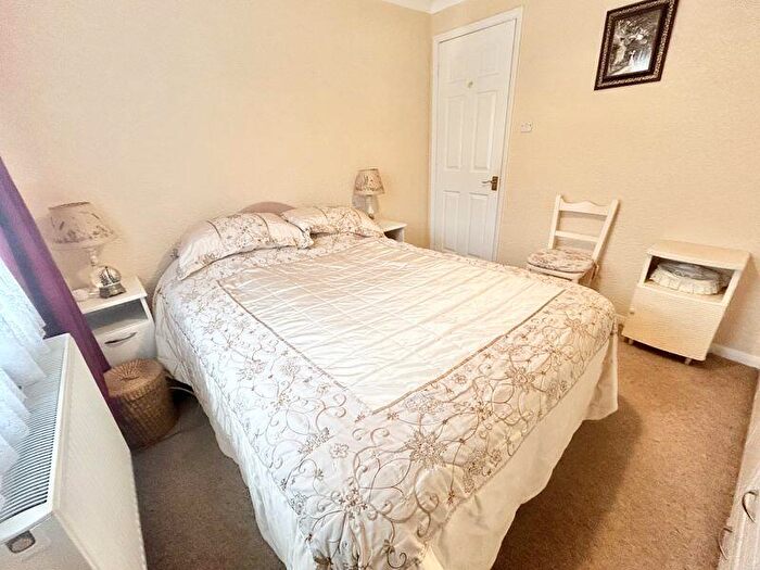 2 Bedroom Detached Bungalow For Sale In Hendre Road, Conwy, LL32