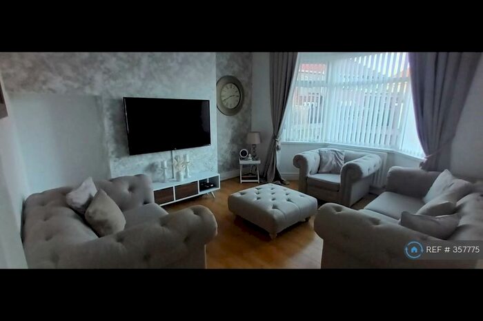 3 Bedroom Semi-Detached House To Rent In Acklam Avenue, Sunderland, SR2
