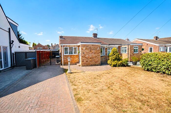2 Bedroom Bungalow For Sale In Macbeth Close, Woodlands Estate, Rugby, CV22