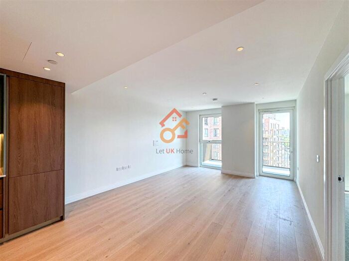 1 Bedroom Flat To Rent In The Pinnacle, Gasholder Place, London, SE11