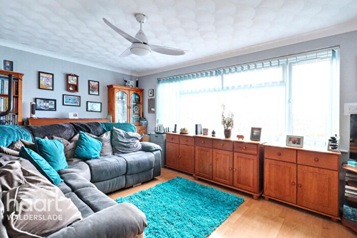 3 Bedroom End Of Terrace House For Sale In Beacon Road, Chatham, ME5