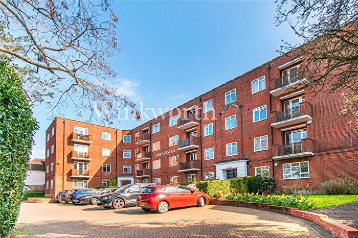 2 Bedroom Flat For Sale In Golderslea, Finchley Road, London, NW11