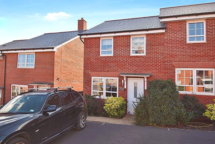 3 Bedroom Terraced House For Sale In Loveridge Drive, Alphington, Exeter, EX2