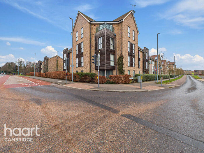 3 Bedroom Apartment For Sale In Burlton Road, Cambridge, CB3