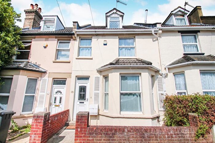 5 Bedroom Property To Rent In Windham Road, Bournemouth, BH1