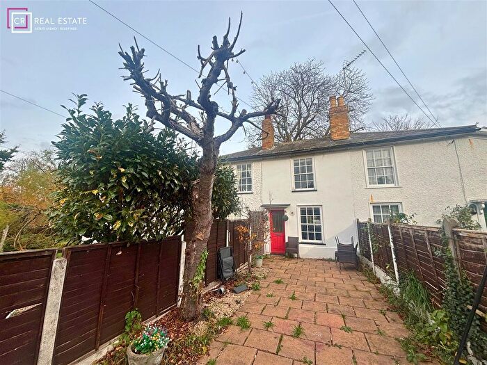 1 Bedroom Terraced House For Sale In Mill Road, Gillingham, ME7