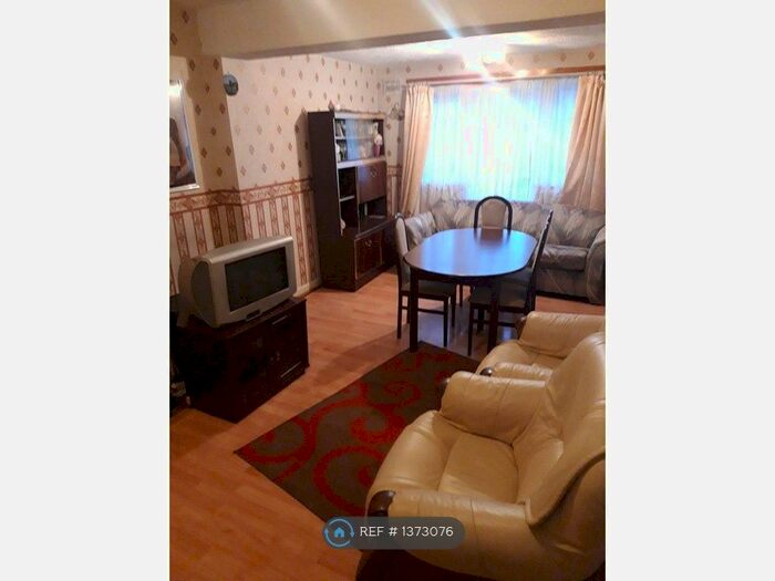 2 Bedroom Semi-Detached House To Rent In Calthorpe Road, Handsworth, Birmingham, B20