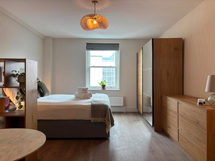 Studio To Rent In West Street, Bristol, BS2