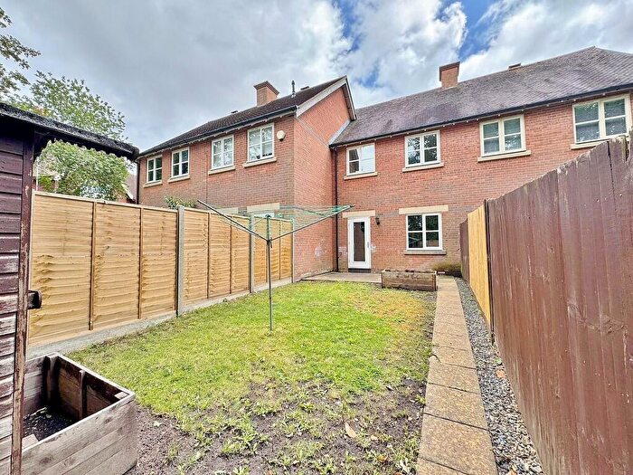 3 Bedroom Terraced House For Sale In Lesser Horseshoe Close, Knowle, PO17