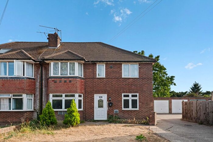 2 Bedroom Maisonette For Sale In Sipson Road, Sipson, UB7