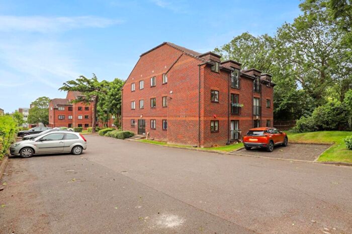 2 Bedroom Flat For Sale In Jasmine Grove, Anerley, London, SE20