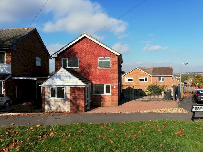 3 Bedroom House To Rent In Wiclif Way, Nuneaton, CV10