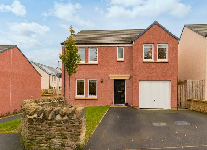 4 Bedroom Detached House For Sale In South Parks, Peebles, EH45