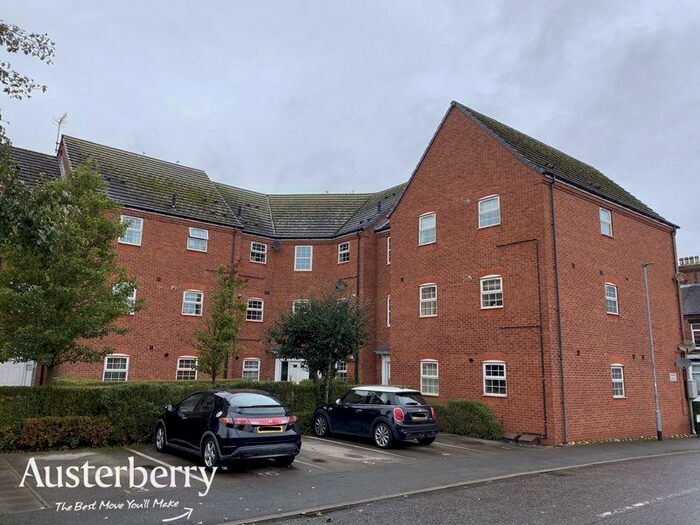 2 Bedroom Flat To Rent In Potters Court, Fenton Hall Close, Mount Pleasant, Stoke-On-Trent, Staffordshire, ST4