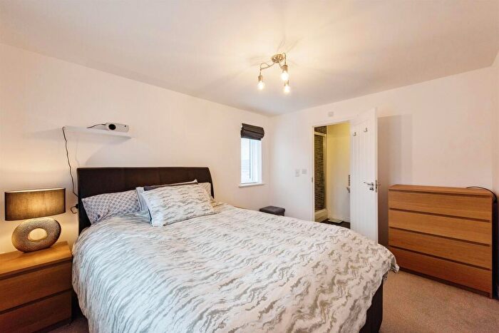 3 Bedroom End Of Terrace House For Sale In Binyon Close, Stowmarket, IP14