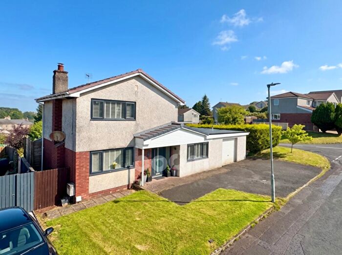 4 Bedroom Detached House For Sale In Lancaster Avenue, Beith, KA15
