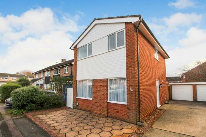 3 Bedroom Detached House To Rent In Chantry Avenue, Kempston, Bedford MK42