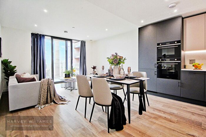 1 Bedroom Apartment To Rent In Coster Avenue, Willowbrook House Coster Avenue, N4