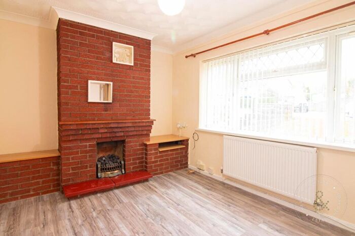 3 Bedroom Town House To Rent In Firs Avenue, Fairwater, Cardiff, CF5