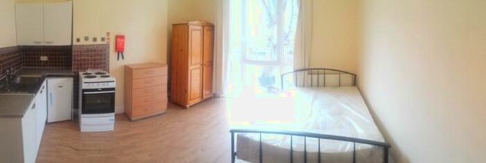 1 Bedroom Property To Rent In Stamford Hill, London, N16