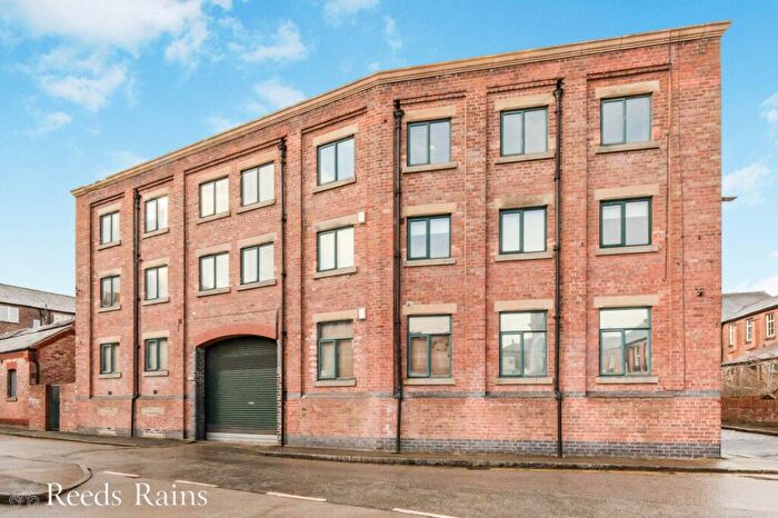 1 Bedroom Apartment To Rent In Townley Street, Macclesfield, Cheshire, SK11
